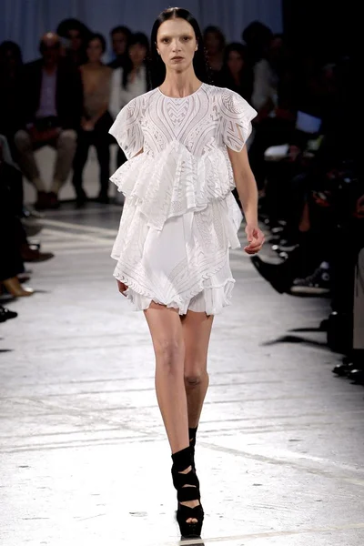 Look 47